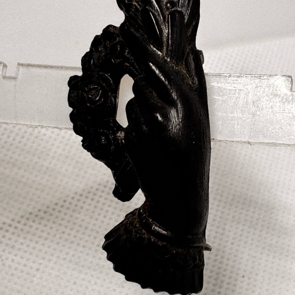 Antique Brooch Mourning victorian gutta percha love token - Picture 5 of 16